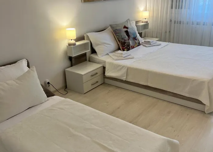 Apartamento Tei-zi Apartments2 *