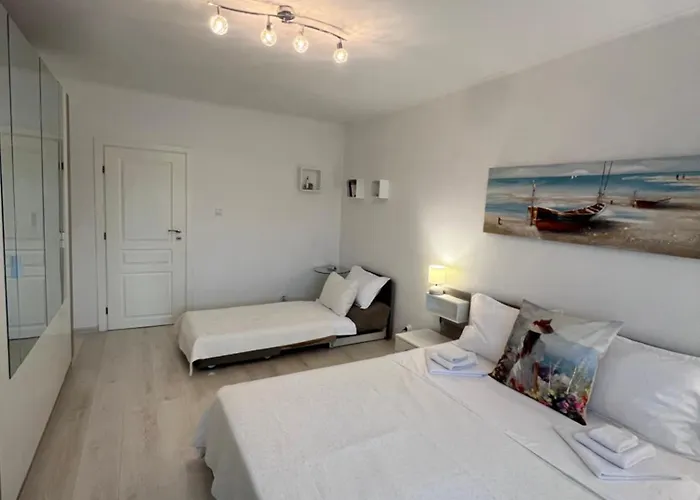 Apartamento Tei-zi Apartments2 *